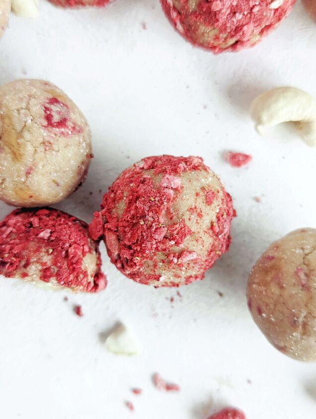 strawberry protein balls with a cashew surprise