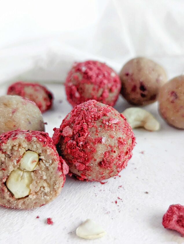 strawberry protein balls with a cashew surprise