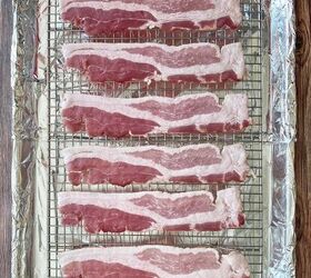 Seasoning Cast Iron with Bacon Grease in 5 Steps - BENSA Bacon Lovers  Society