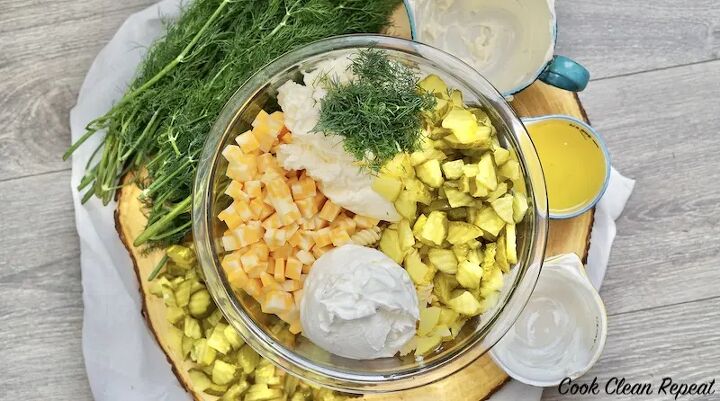 dill pickle pasta salad