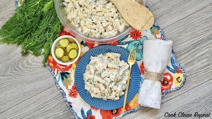 dill pickle pasta salad