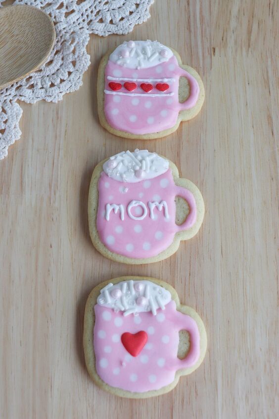 mothers day sugar cookies with printable gift tag