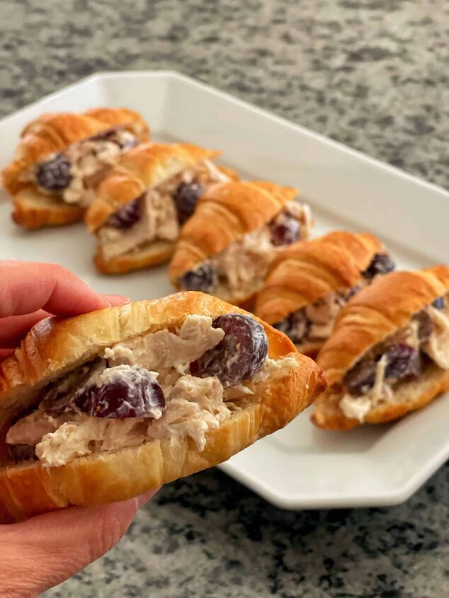 easy chicken salad with grapes sandwiches