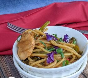 10 yummy chinese food recipes to make for new years, Chicken Lo Mein