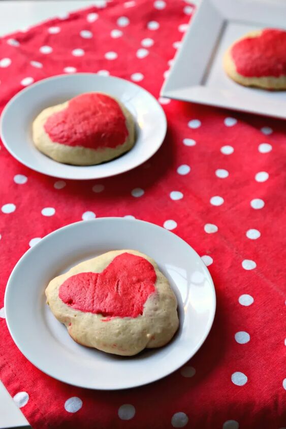 10 red food recipes for valentines day, Heart Cookies