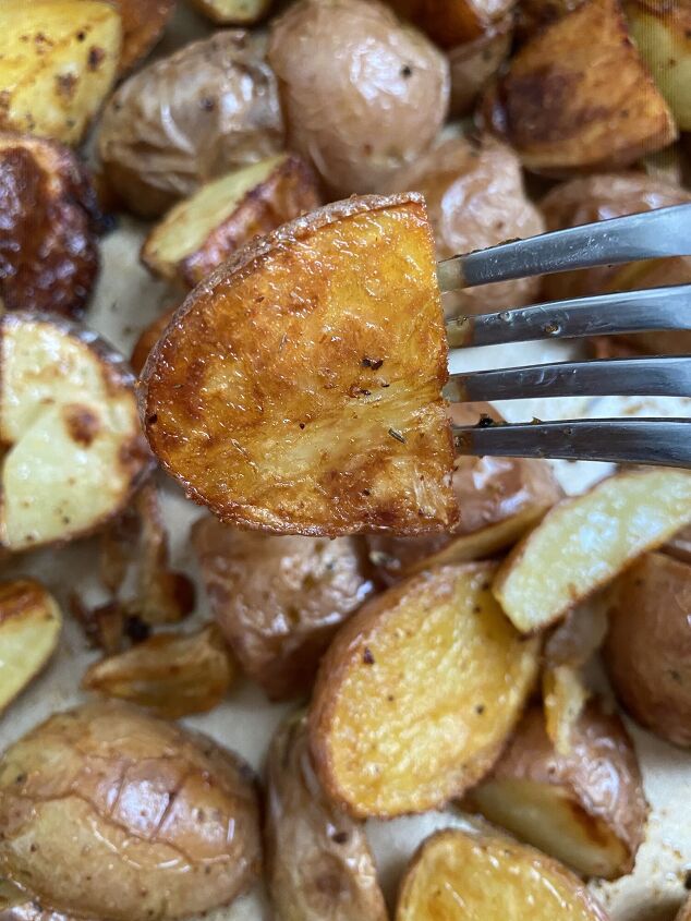 crispy oven baked potatoes