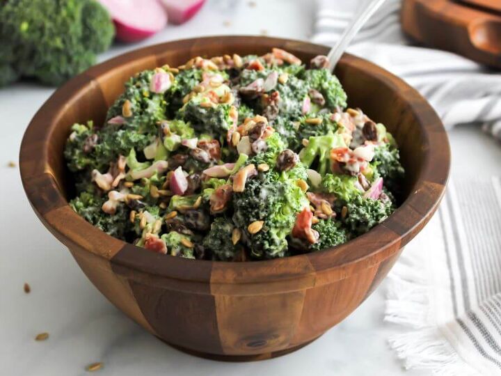 the best creamy broccoli salad