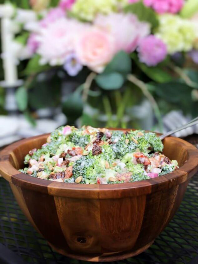 the best creamy broccoli salad