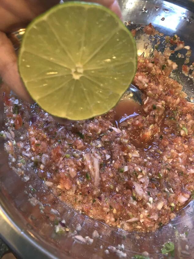 easy homemade jalapeno salsa with cilantro, Adding some Fresh Lime Juice