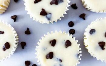 Mini Chocolate Chip Cheesecakes With Vanilla Wafers