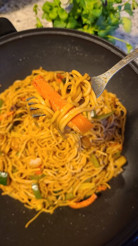 hakka noodles veg
