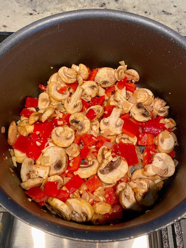 cajun spaghetti with creamy parmesan sauce happy honey kitchen, Step 1 Saut mushrooms bell peppers shallots and garlic