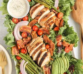 ultimate blt salad with chicken