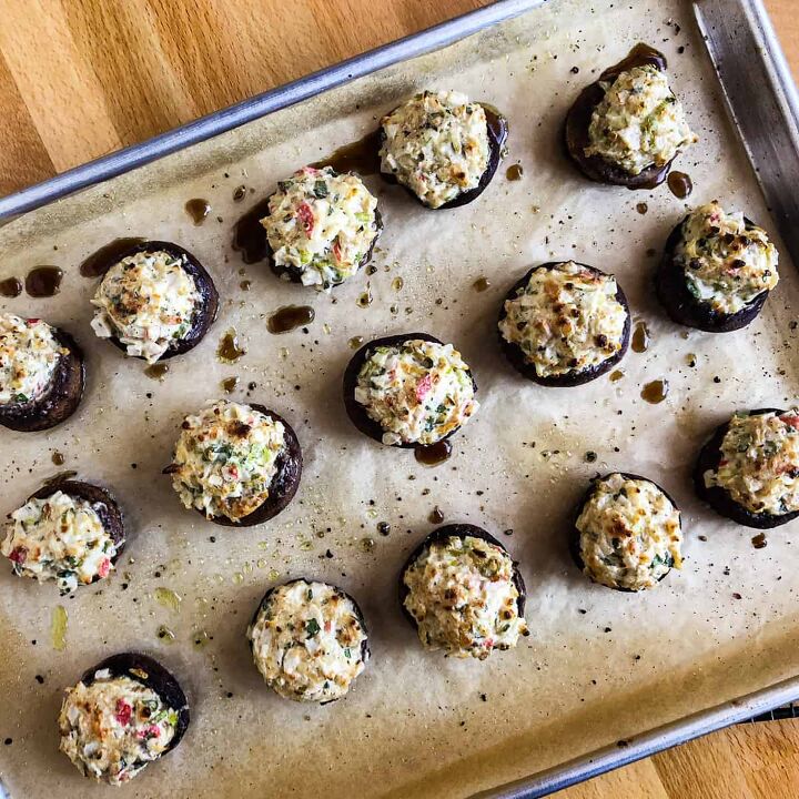 crab stuffed mushrooms with cream cheese, Bake for about 15 minuntes then broil for 2 minutes