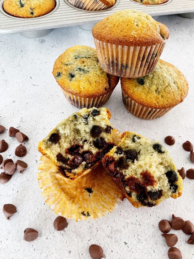 blueberry chocolate chip muffins