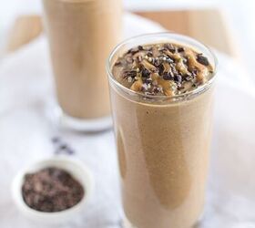 Peanut Butter Cup Smoothie (Keto & Vegan)
