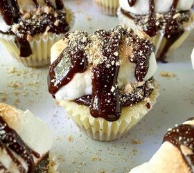 Mini S'mores Cheesecakes With Graham Cracker Crust
