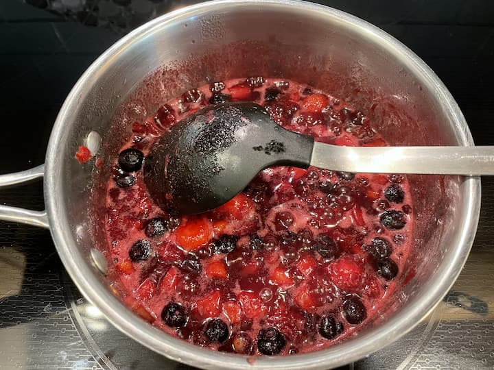 rhubarb and berry compote