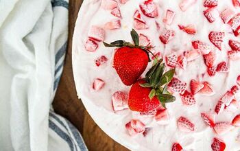 Easy Strawberry Frozen Yogurt Pie With Graham Cracker Crust
