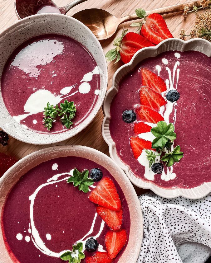 cold berries and cherry soup
