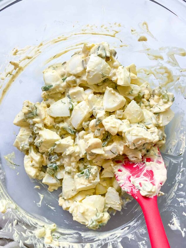 easy egg salad with pickles, Mix until combined