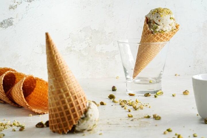 pistachio praline ice cream no churn vegan ice cream recipe