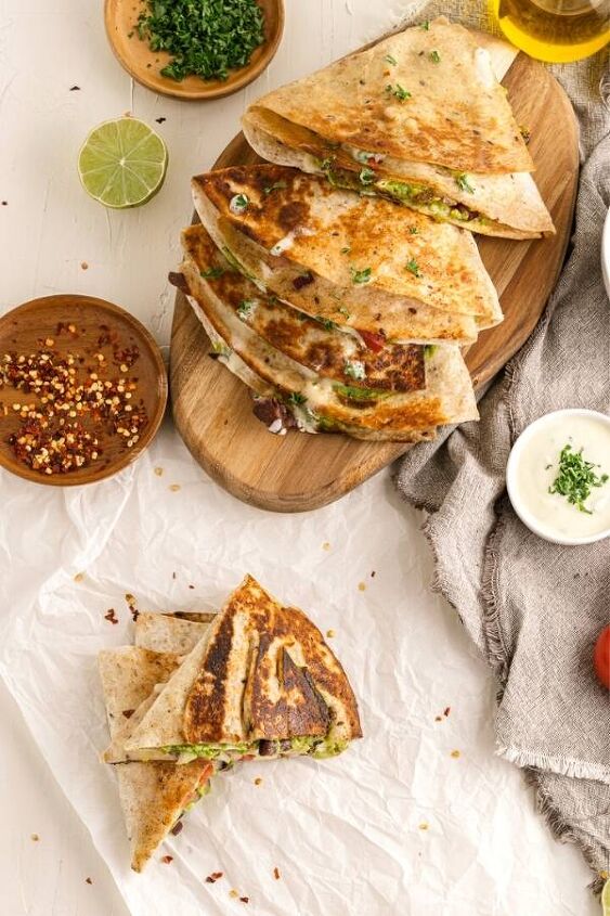how to make vegetarian quesadillas with beans and cheese