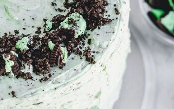 The Best Mint Chocolate Grasshopper Cake