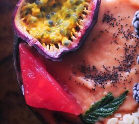 watermelon papaya smoothie bowl vegan