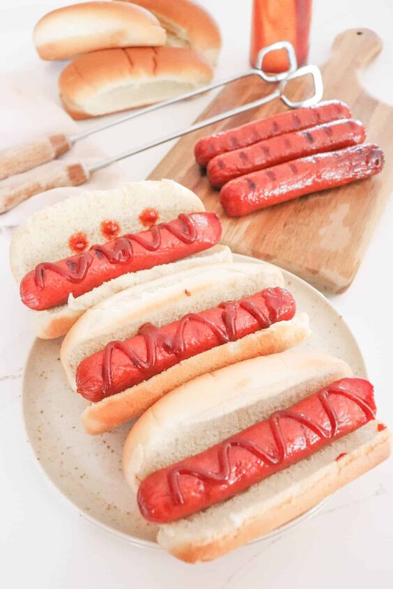 Illustration of Hot Dog Recipe For One Pregnant Woman