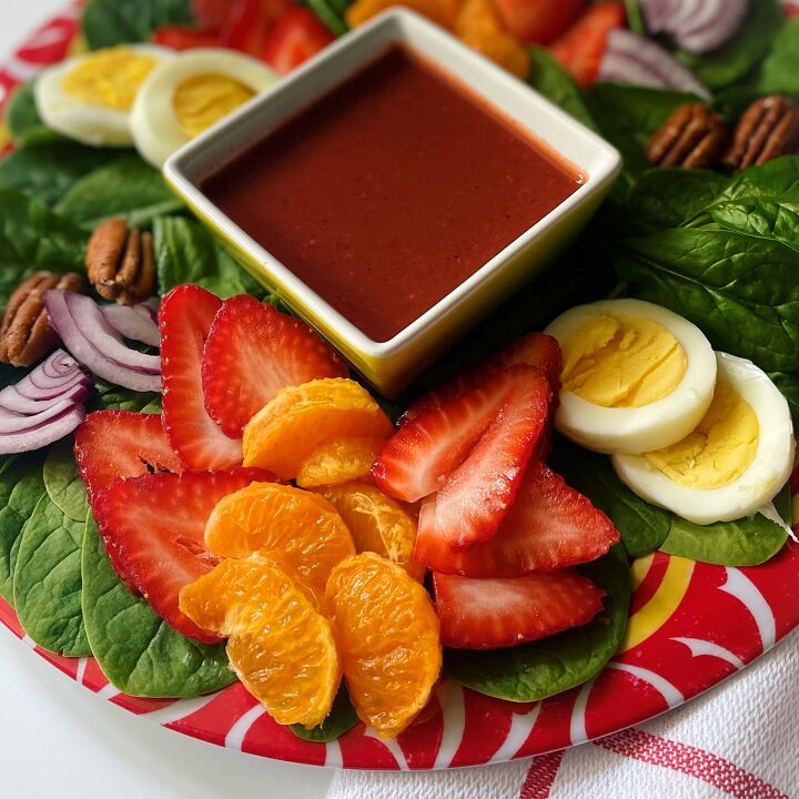 strawberry citrus salad with strawberry vinaigrette
