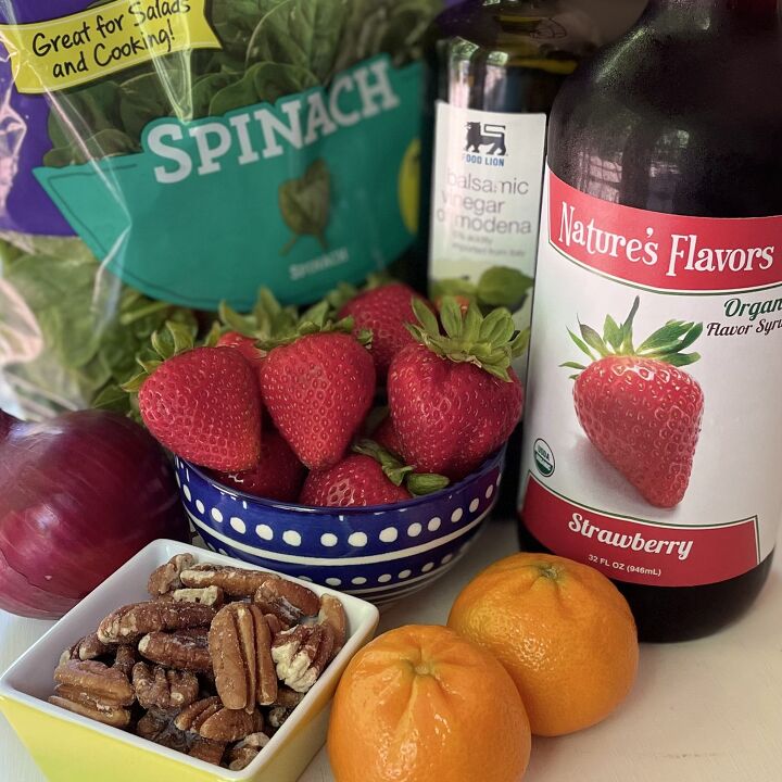 strawberry citrus salad with strawberry vinaigrette