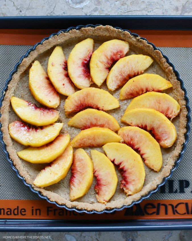 peach blueberry crumble tart with pecan shortbread crust