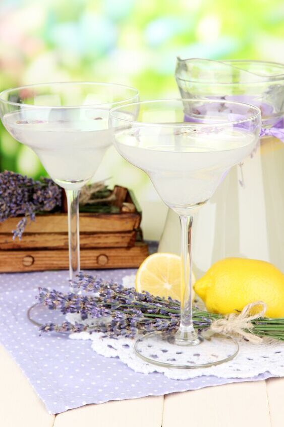 lets make lavender lemonade