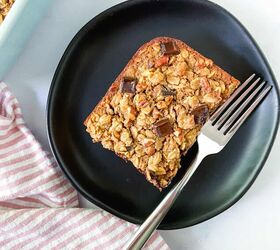 protein baked oatmeal with chocolate chunks