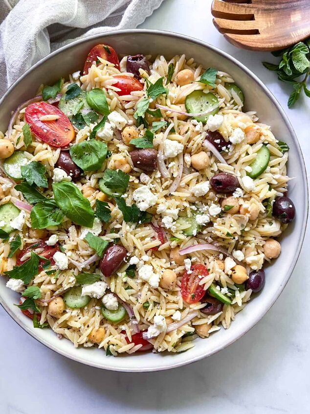 greek orzo salad with feta and chickpeas