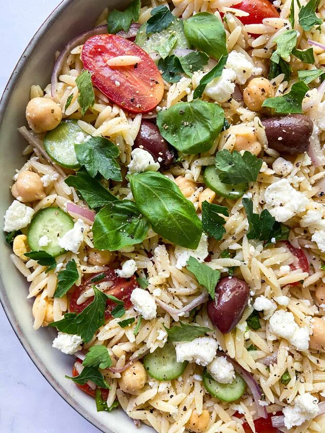 greek orzo salad with feta and chickpeas