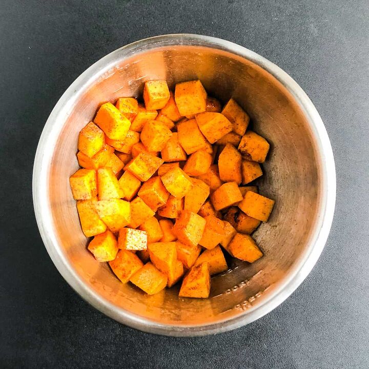 air fryer butternut squash savory or sweet, Toss to combine all the ingredients well