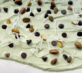 Frozen Yogurt Matcha Bark With Chocolate Chips, Pistachios & Coconut