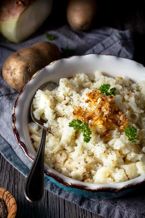dairy free mashed potatoes with caramelized onions