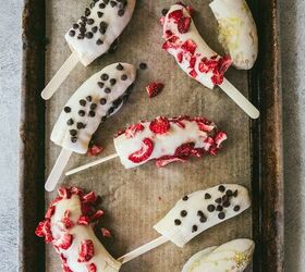 frozen yogurt banana pops