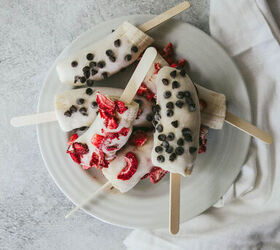 frozen yogurt banana pops