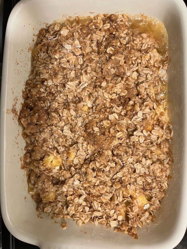 vibrant pineapple crisp with spiced oats
