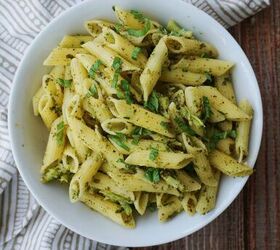 {Gluten Free} One-Pot Lemon Herb Broccoli Pasta