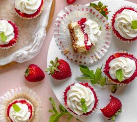 Each & every bite of these creamy strawberry cheesecake cups is pure heaven