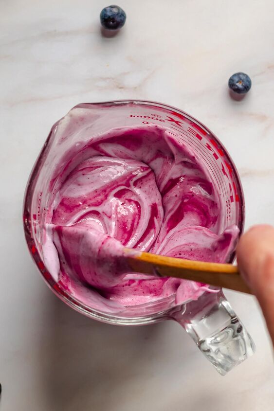 easy blueberry glaze for desserts, Combine different colors of glaze for a marbled effect