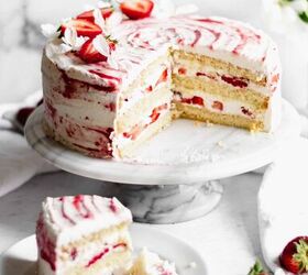 Strawberry Shortcake Layer Cake (sponge Cake)