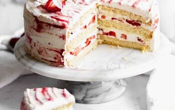 Strawberry Shortcake Layer Cake (sponge Cake)