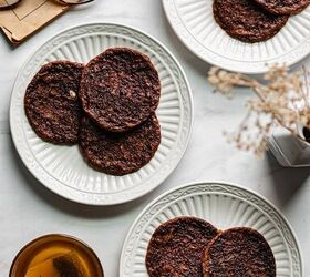 Ginger Molasses Lace Cookies