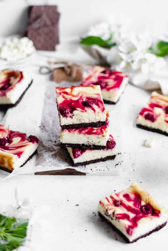 raspberry white chocolate cheesecake bars